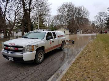 CK Fire & Water Rescue after evacuating homes on Siskind Ct. in Chatham on Feb 24, 2018 (Photo by Cheryl Johnstone)