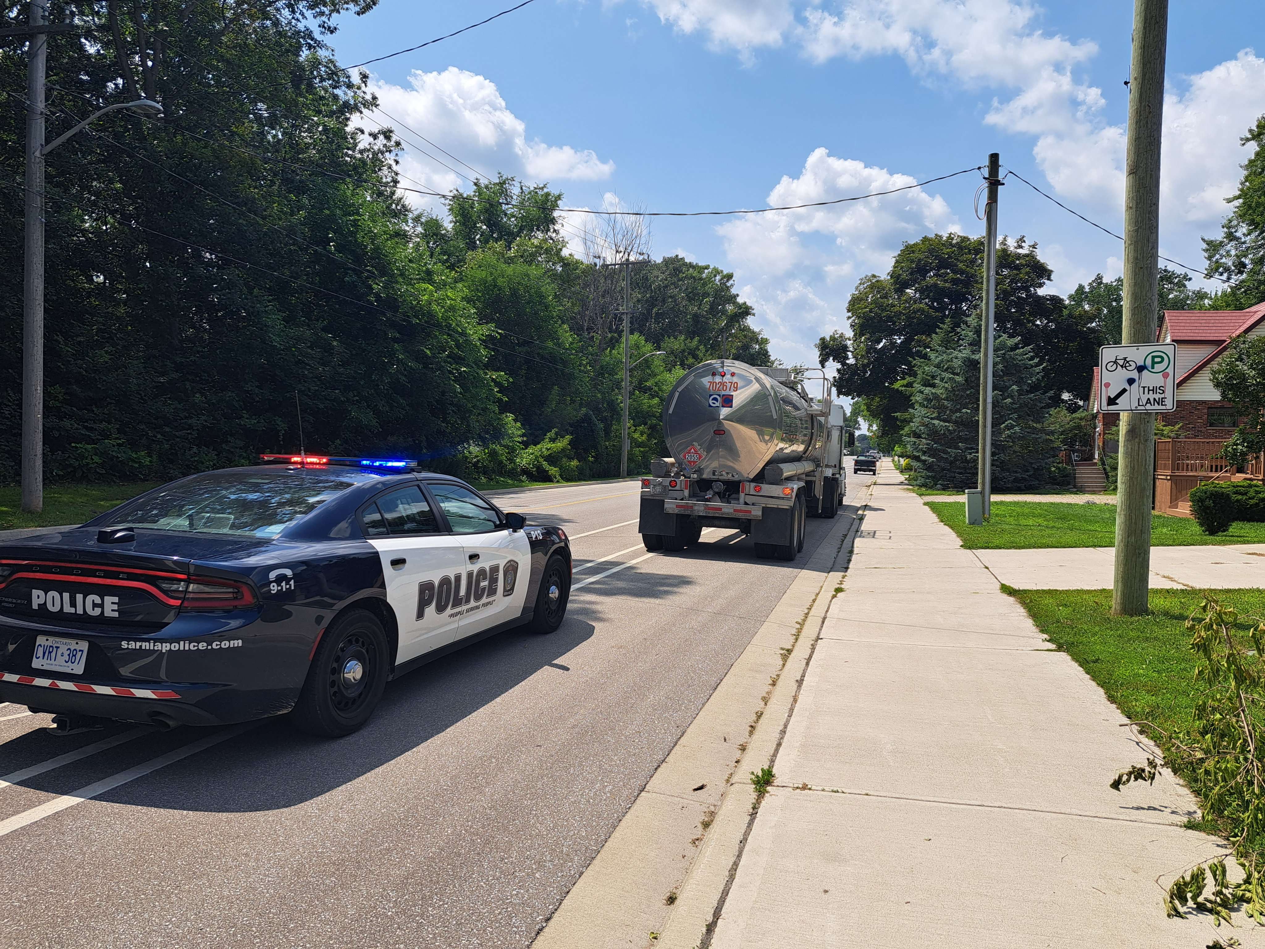 Sarnia police catching more USbound truckers cutting through city