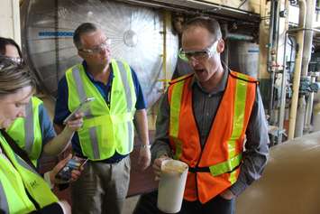 Hiram Walker & Sons Master Blender Don Livermore educating a group about the Canadian whiskey made at Windsor's distillery, March 22, 2017. (Photo by Mike Vlasveld)