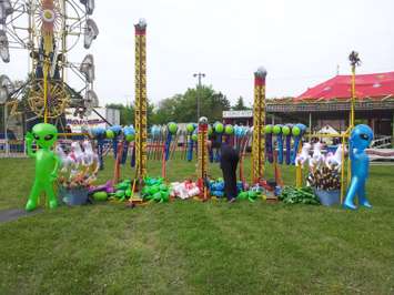 People of all ages enjoy the rides and entertainment at the Tilbury Kinsmen Summer Festival, June 14, 2015. (Photo by the Blackburn Radio Summer Patrol)