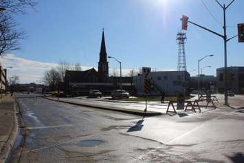 Chatham-Kent police block off Wellington St. in downtown Chatham on February 3, 2016. (Photo by Ricardo Veneza)