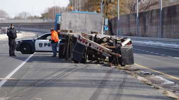 Transport truck load hits Indian Rd. overpass. November 23, 2015 (BlackburnNews.com Photo by Briana Carnegie)