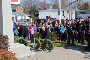 Laying Remembrance Day Wreaths in Thamesville. Nov 11, 2015 (Photo by Simon Crouch) 
