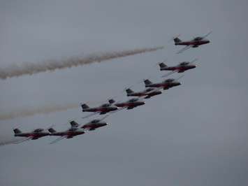 The Canadian Forces Snowbirds fly at Airshow London, September 2018. Photo courtesy of Jim Smith of London.