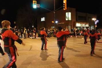 Local residents line the streets of Downtown Chatham during the Santa Clause Parade, November 20, 2015. (Photo by Ricardo Veneza)
