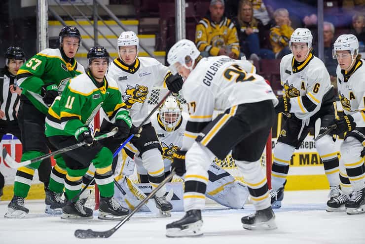 London Knights at Sarnia Sting, October 21, 2026. Photo by Metcalfe Photography. 