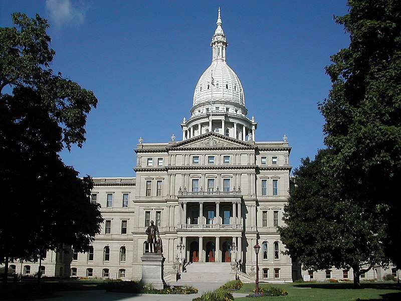 Proposed referendum would abolish daylight saving time in Michigan