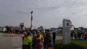 Rally at Lambton College. October 27, 2017 (Photo by Colin Gowdy)
