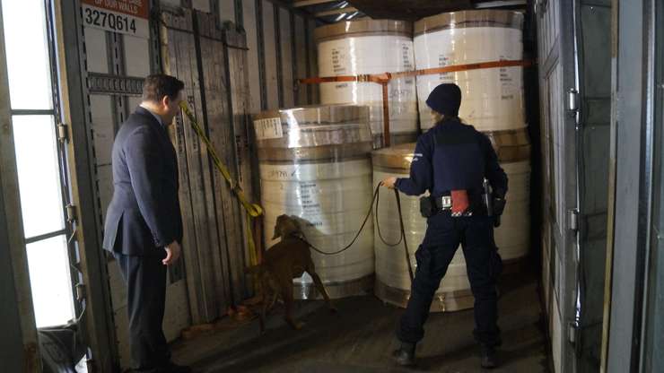 CBSA officer Amy Draker and her dog Bones. January 17, 2023. (Photo by Natalia Vega)