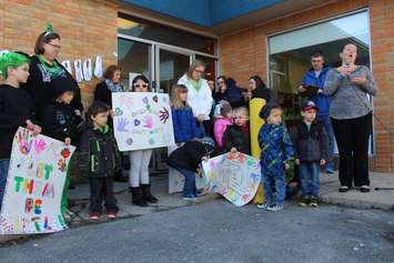 Registered Early Childhood Educators hold rally at ABC day Nursery in Windsor to voice opposition to proposed provincial child care regulations, March 17, 2016. (Photo by Maureen Revait) 