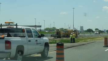 Construction on Highway 401 near Tilbury (Photo by Jake Kislinsky)