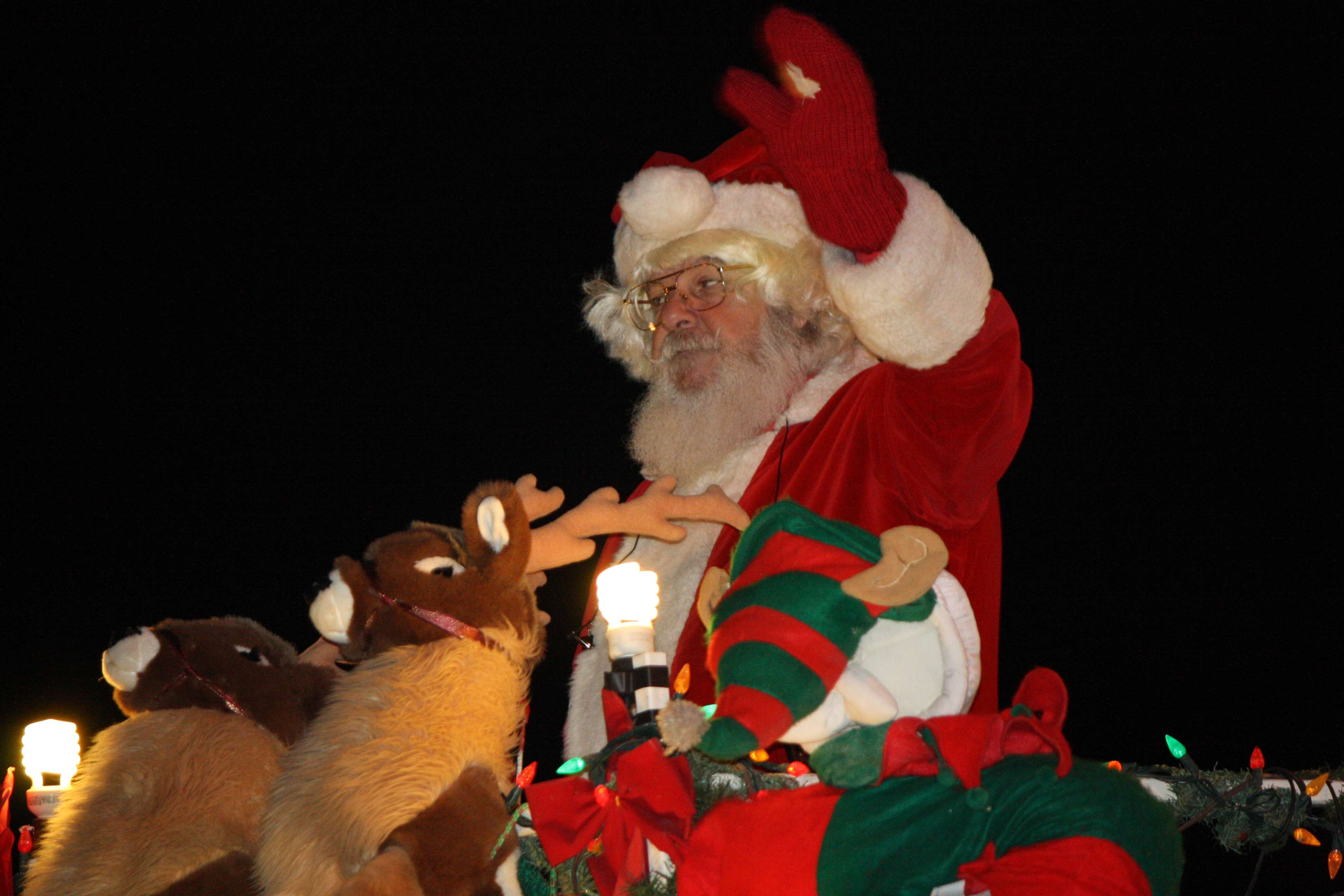 Free Bus Rides For Kids To Santa Claus Parade