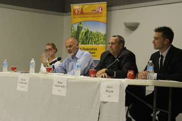 An all-candidates debate is held for the Chatham-Kent-Leamington riding on September 24, 2015. (Photo by Ricardo Veneza)