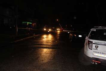 Windsor police investigate a shooting at 187 Oak St. in Windsor on December 23, 2015. (Photo by Ricardo Veneza)