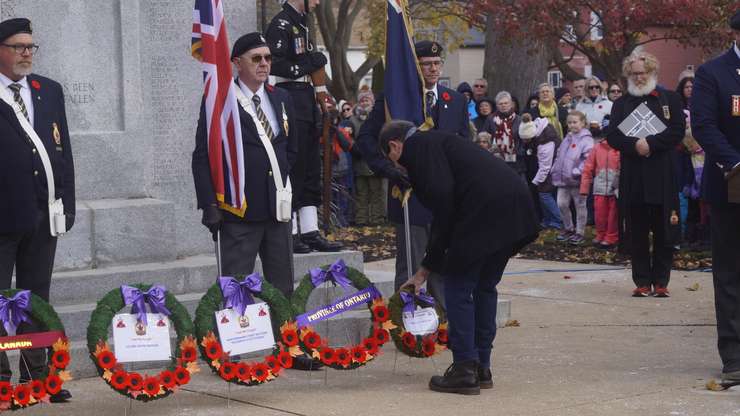 Lambton County Warden Kevin Marriott lays wreath at the Sarnia cenotaph. November 11, 2025. (Photo by Natalia Vega)