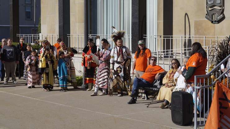 Ceremony held outside of Sarnia City Hall. September 30, 2022. (Photo by Natalia Vega)