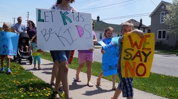 Sarnia-Lambton Sex-ed Protest May 8 2015 (Photo by Briana Carnegie)