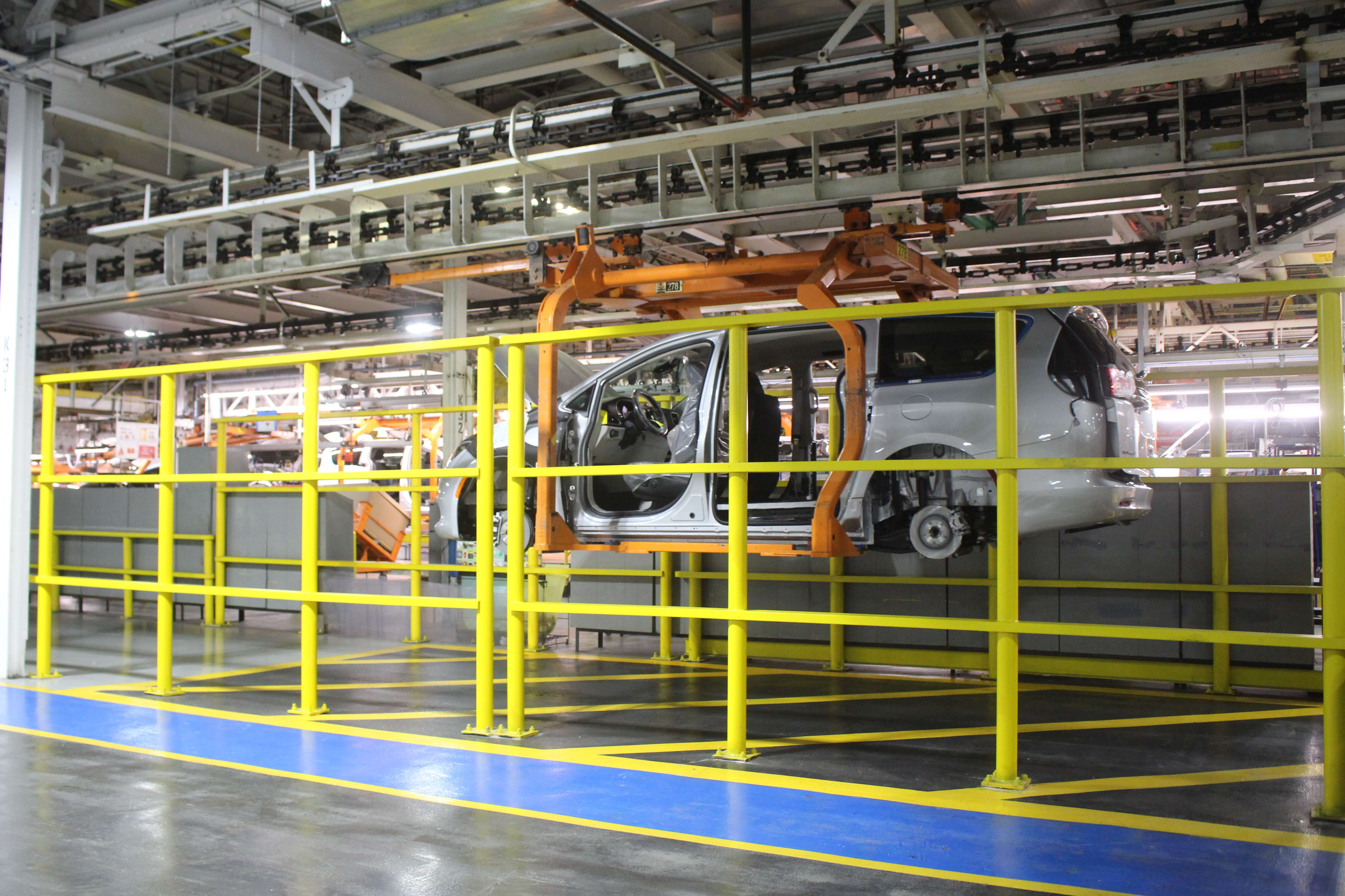 Canadians support a new auto strategy in the face of tariff uncertainty