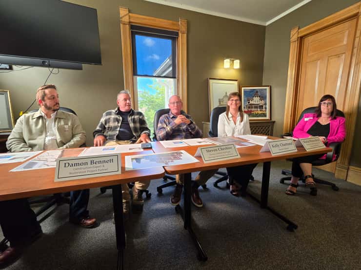 (L to R) Aaron Huggett, Damon Bennett, Steve Cheshire, Kelly Chartrand, Maria Muscedere (Blackburn Media photo by Josh Boyce)