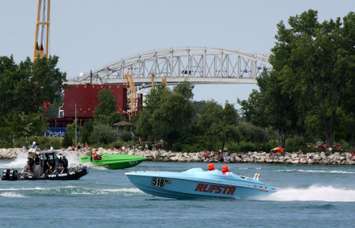 Powerboat racing on the St. Clair River August 9, 2015 (BlackburnNews.com photo by Dave Dentinger)