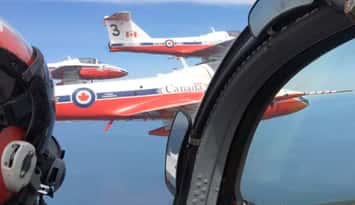 Photo of the Snowbirds by Scott Kitching, BlackburnNewsLondon.com