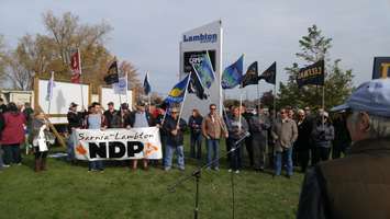 Rally at Lambton College. October 27, 2017 (Photo by Colin Gowdy)