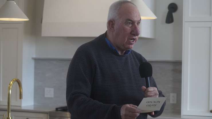 CEEH Foundation Chair Mark Braet announcing the winner of the 50/50 draw (Photo by: Lindsay Newman/ Blackburn Media)