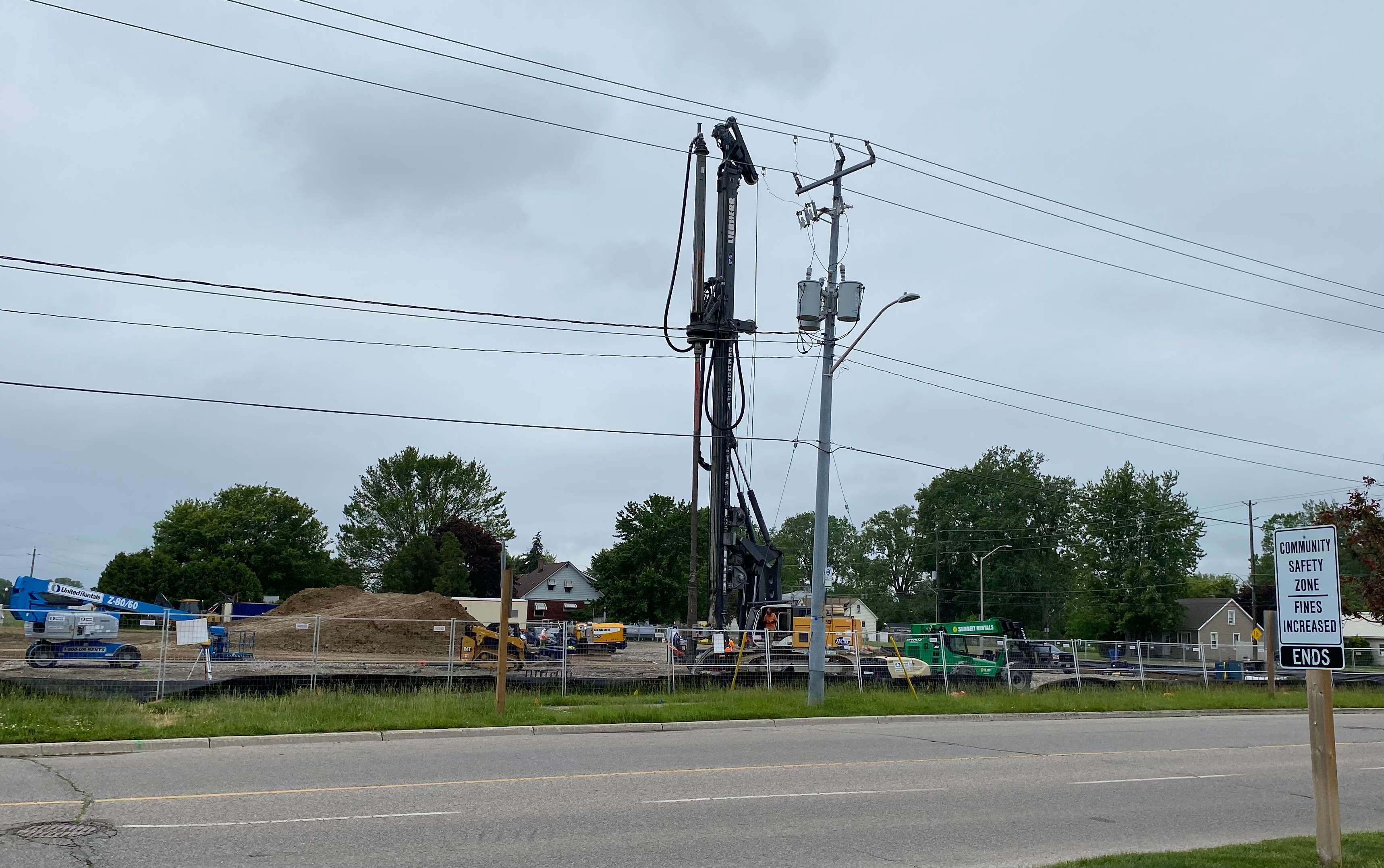 Construction underway on new apartment building in Chatham