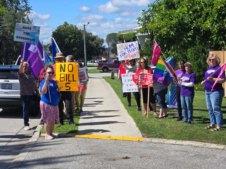 Protesters against Ontario Bill 5 - August 21/25 (Sarnia News Today photo by Josh Boyce)