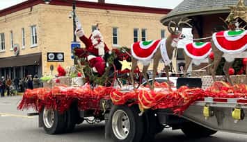 2023 Santa Claus Parade in Petrolia. (Photo courtesy of the Town of Petrolia)