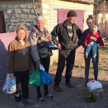Loads of Love bring supplies to families in Ukraine (Photo via Ed Dickson Facebook) 