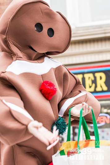 Ridgetown Santa Claus Parade, December 12, 2015 (Photo Courtesy of Design 39 Media)