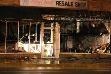 Firefighters respond to a fire at 1122 Wyandotte St. E in Windsor on December 16, 2014. (Photo by Ricardo Veneza)