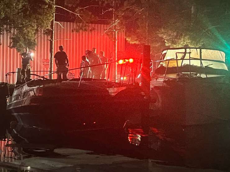 Boat fire investigation at Bridgeview Marina (Photo courtesy of Greg Grimes)