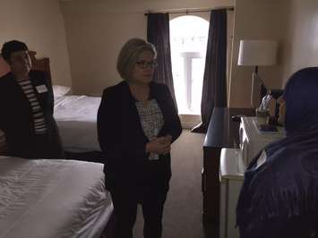 Versatile Inn owner Merhu Malik discusses her high hydro bills with Ontario NDP Leader Andrea Horwath and Sarnia-Lambton Chamber of Commerce CEO Shirley de Silva February 28, 2017 Photo by Melanie Irwin