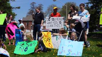 Sarnia-Lambton Sex-ed Protest May 8 2015 (Photo by Briana Carnegie)
