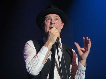 Photo of Gord Downie of The Tragically Hip by Flickr user Moyia Misner-Pellow. Used with a Creative Commons licence. 