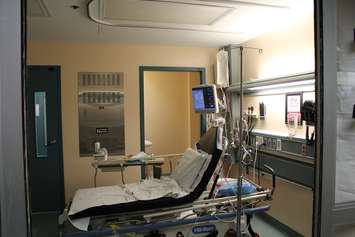 Negative pressure room in the emergency department at WRH-Met Campus where patients with potential infectious diseases are held. (Photo by Maureen Revait)