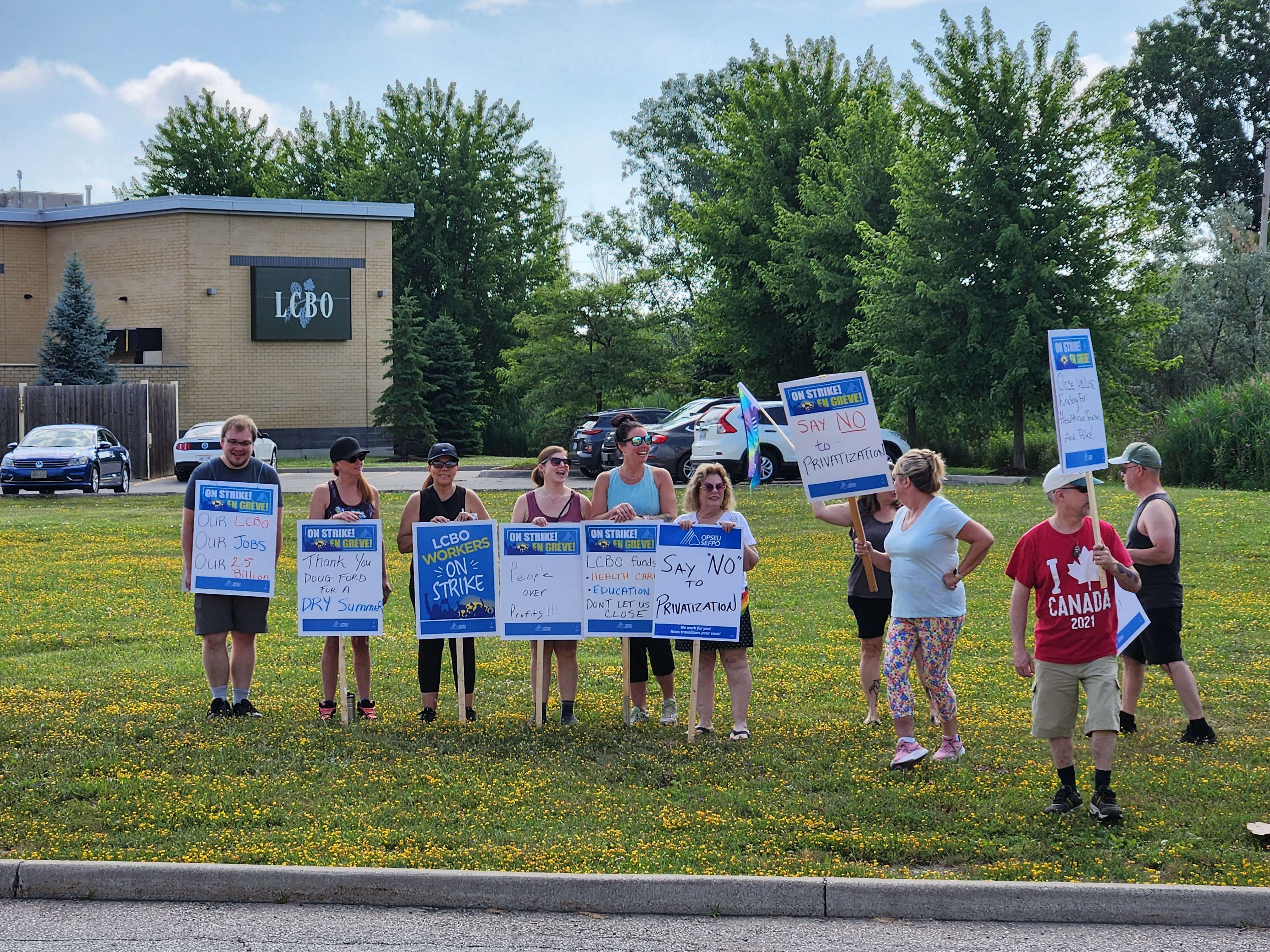 Ford won't budge on expansion plans