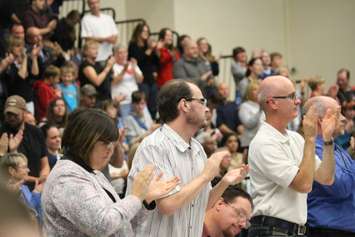 Hundreds of people attended a meeting to discuss public school closures, October 13, 2015. (Photo by Jason Viau)
