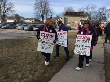 CUPE 1238 held an information picket and rally at the Lambton Kent District School Board's Sarnia office Tuesday afternoon. February 23, 2016 (BlackburnNews.com Photo by Briana Carnegie)
