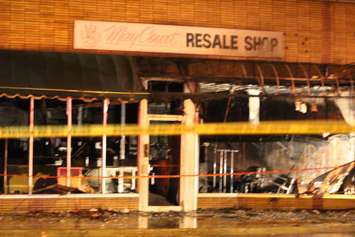 Firefighters respond to a fire at 1122 Wyandotte St. E in Windsor on December 16, 2014. (Photo by Ricardo Veneza)
