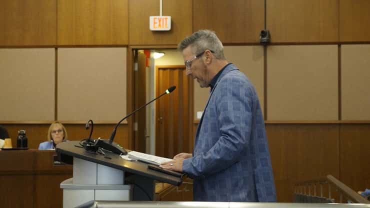 Bright's Grove Library hub project Chair Mark Moran speaking during city council meeting. November 17, 2025. (Photo by Natalia Vega)