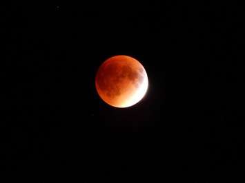 A super blood moon occurred on September 27, 2015.  (Photo by Simon Crouch)