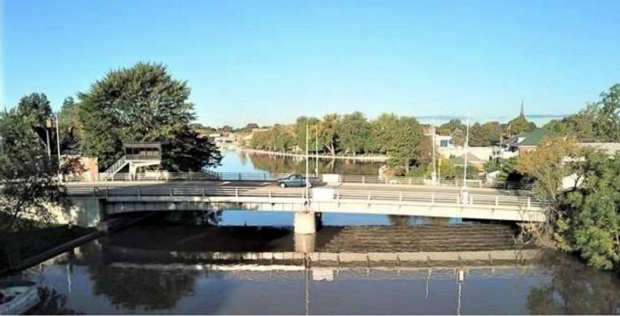 Wallaceburg's Murray Street lift-bridge closed to large boats