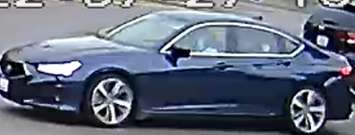 London police are searching for five suspects seen taking off in this vehicle after a man was shot on Wonderland Rd S near Teeple Terr. July 28, 2022. (Photo supplied by the London Police Service.)