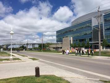 Rally at Blue Water Bridge June 8, 2016.  Blackburn News.com photo by Melanie Irwin. 