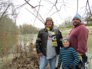 The MacPherson family drove from St Marys to watch the removal of Blackfriars Bridge, November 27, 2017. (Photo by Miranda Chant, Blackburn News)