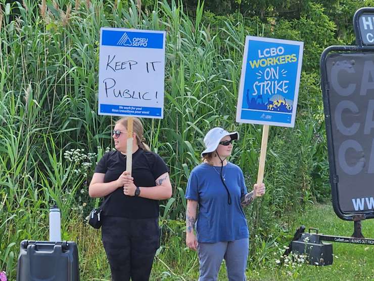 Workers at the LCBO on Quinn Drive in Sarnia picket outside of the store on day one of the strike. July 5, 2024. Blackburn Media photo by Josh Boyce.