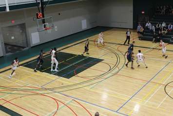 The Windsor Lancers vs. the Fanshawe Falcons during the exhibition game. October 4, 2016. (Photo by Natalia Vega)